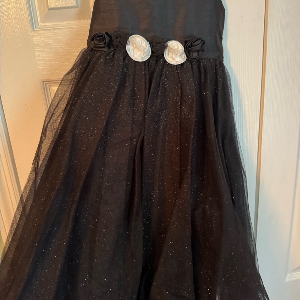 Elegant Black and White Girls dress